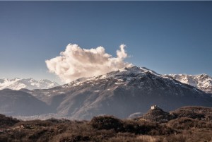 Photo of mountains and sky with castle. Courtesty of Splitshire.com