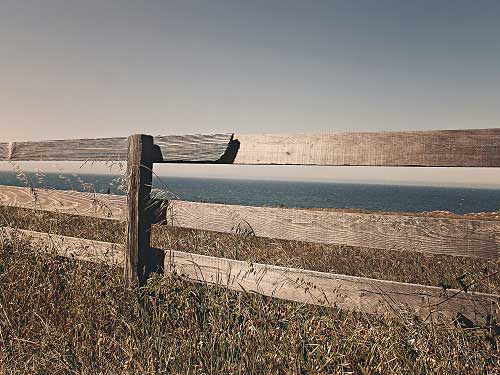 An old fence. A crossing over point. Courtesy of gratisography.com